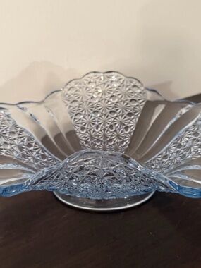 Vtg Ice Blue “Daisy and Button” Oval Centerpiece w/handles made by Fenton Glass